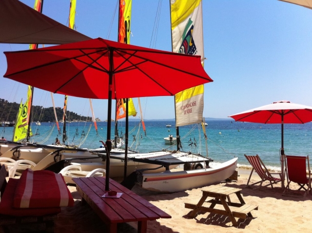  Escuela de vela en Cavalaire 